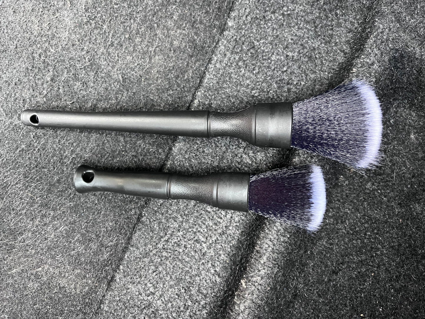 Pack 2 Pinceaux Detailing Voiture – Nylon Doux & Manche Ergonomique | VibeAuto