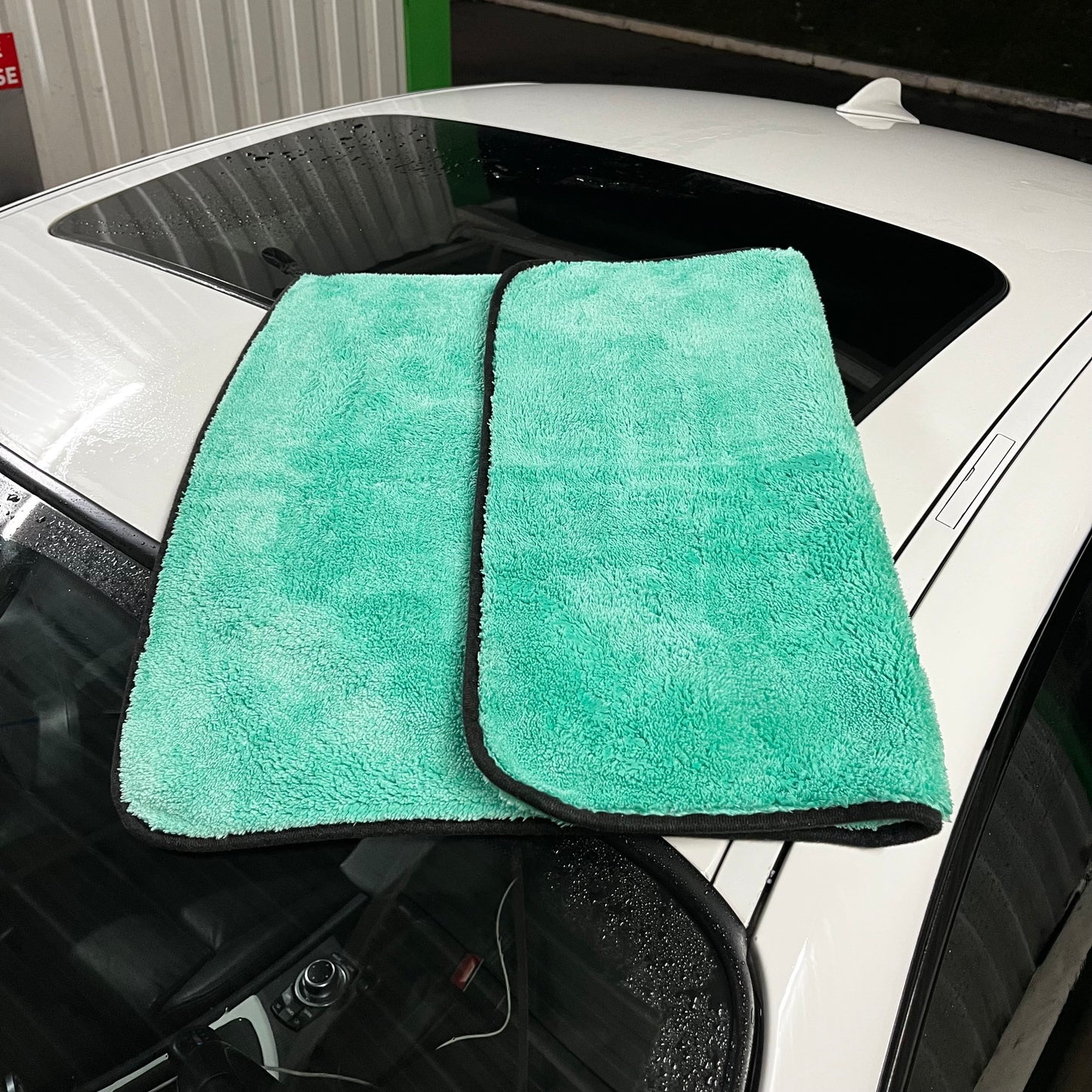 Microfibre Séchage VibeAuto 1200GSM – Ultra Absorbante 50x70 cm