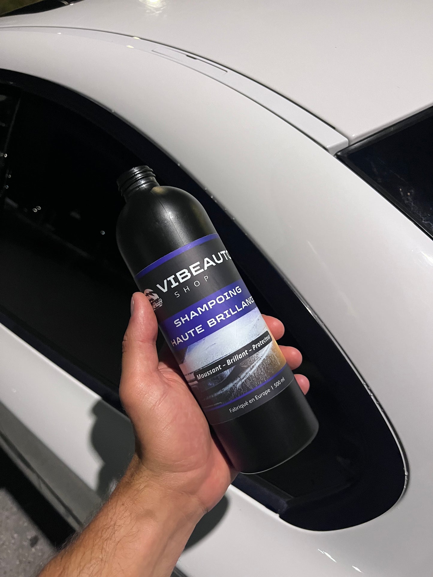 Shampooing Voiture Moussant – Nettoyage Facile à la Main – 500 ml