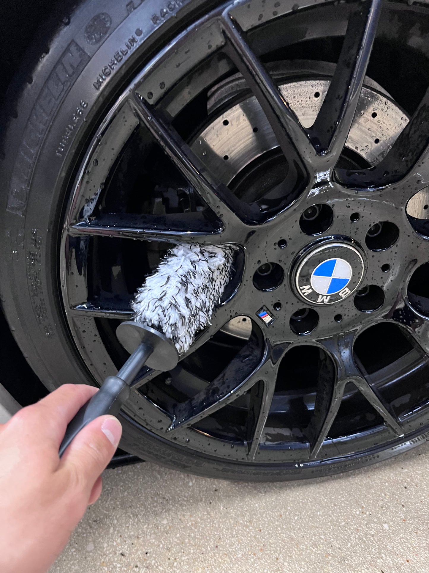 Brosse de Lavage Jantes Voiture – Qualité Pro, Ne Raye Pas | VibeAuto